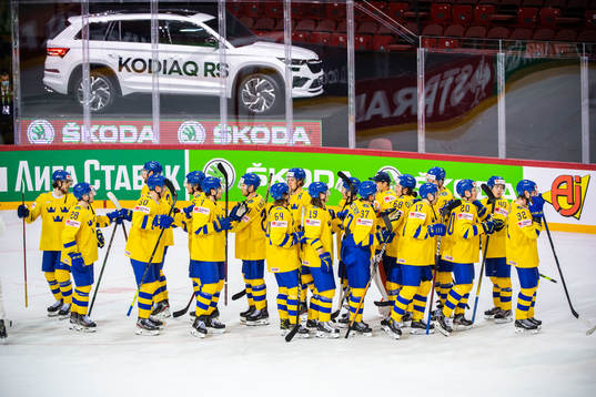 Players of Sweden celebrates