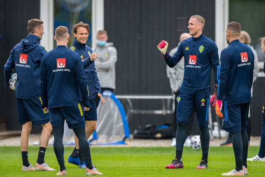 Mikael Lustig, Albin Ekdal and goalkeeper Robin Olsen