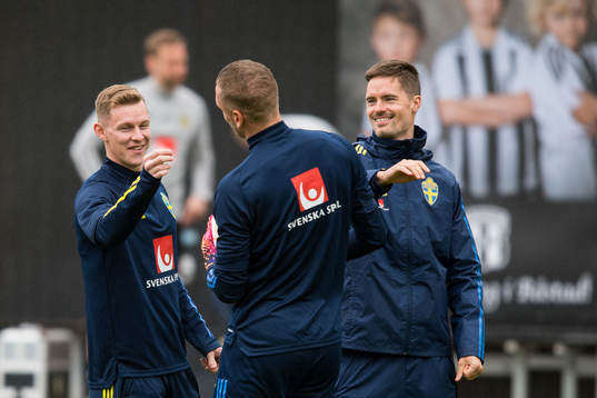 Emil Krafth, goalkeeper Robin Olsen and Mikael Lustig