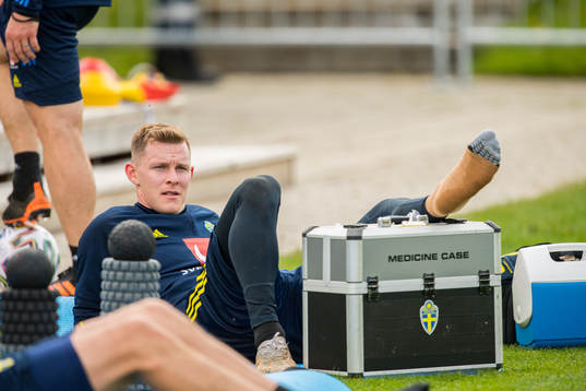 Emil Krafth with bandage around her foot