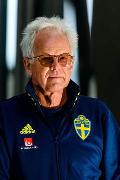 Team doctor Anders Valentin of the Swedish national