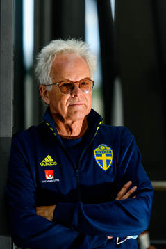 Team doctor Anders Valentin of the Swedish national