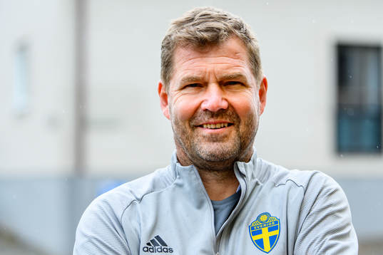 Kit manager Roger Jacobsson of the Swedish national