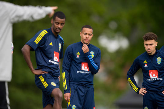 Alexander Isak, Robin Quaison and Jordan Larsson