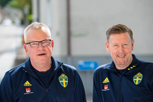 Head coach Janne Andersson and assistant coach Peter