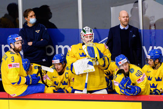 Klas Dahlbeck , Henrik Tömmernes , goalkeeper Adam