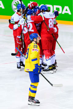 Jesper Frödén of Sweden looks dejected
