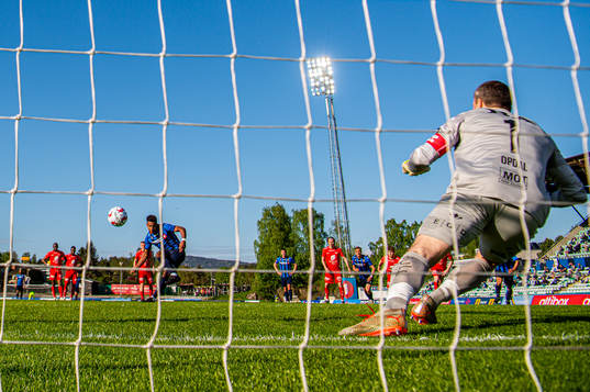 Sammy Skytte of Stabæk scores the 0-1 goal behind