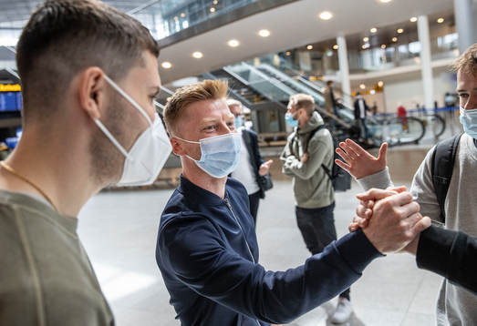 [DK=20210528: Herrelandsholdet i CPH Lufthavn før afrejse