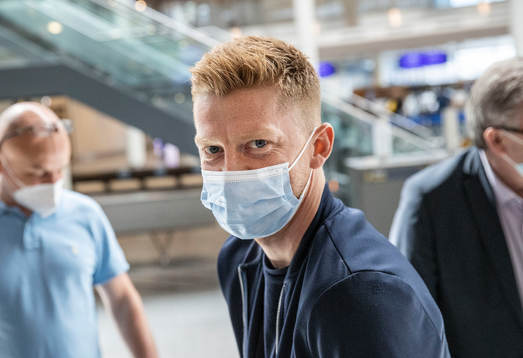 [DK=20210528: Herrelandsholdet i CPH Lufthavn før afrejse