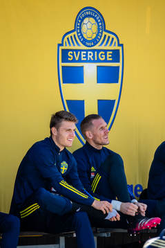 Mattias Svanberg and goalkeeper Robin Olsen