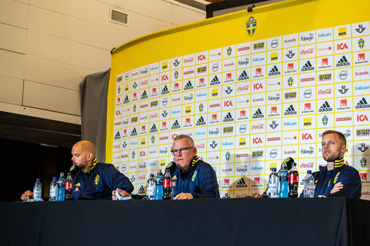 Press officer Jakob Kakembo Andersson, Janne Andersson,