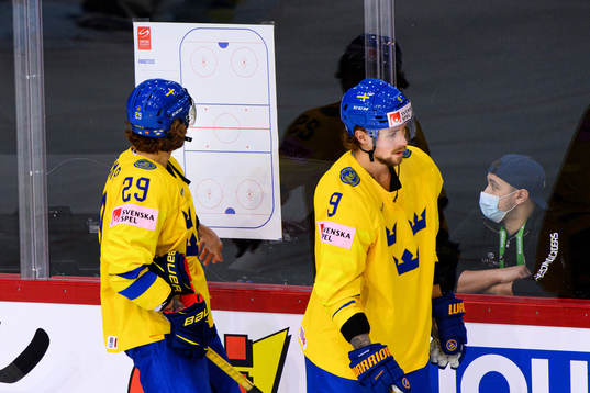 Mario Kempe and Adrian Kempe of Sweden