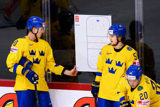 Dennis Rasmussen and Filip Hållander of Sweden