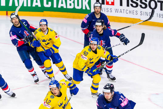 Jesper Frödén and Andreas Wingerli of Sweden