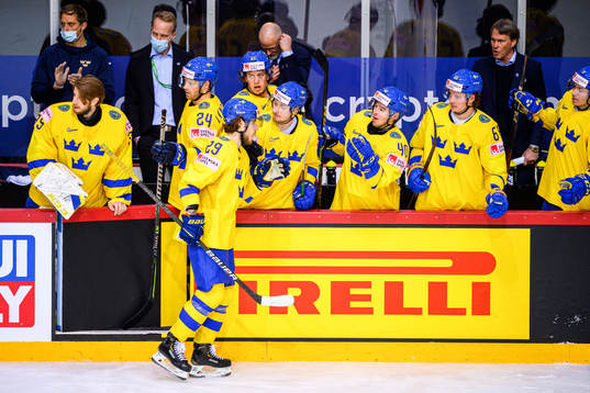 Mario Kempe of Sweden celebrates the 3-2 goal