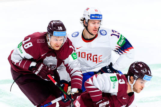 Rodrigo Abols of Latvia and Sondre Olden of Norway