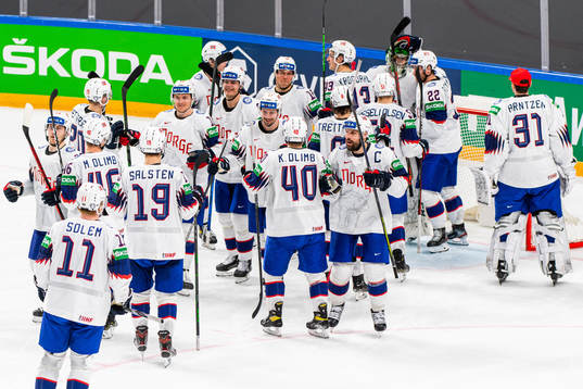 Bläddra bland fler bilder av 2021 IIHF Ice Hockey World Championship, Day 8, Latvia - Norway