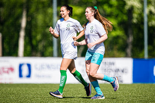 Sara Kristine Bantan Eggesvik and Trude Braut of KIL/Hemne