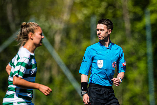 Robert Eggen, referee
