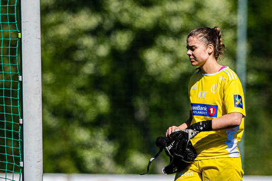 Idun-Kristine Jørgensen of Fart looks dejected