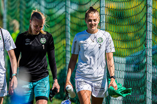 Jenny Østerås and Ane Kristine Eggen of KIL/Hemne