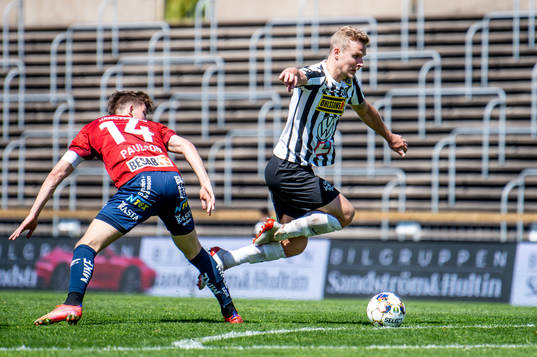 Örgrytes Daniel Paulson mot Landskronas Linus Olsson