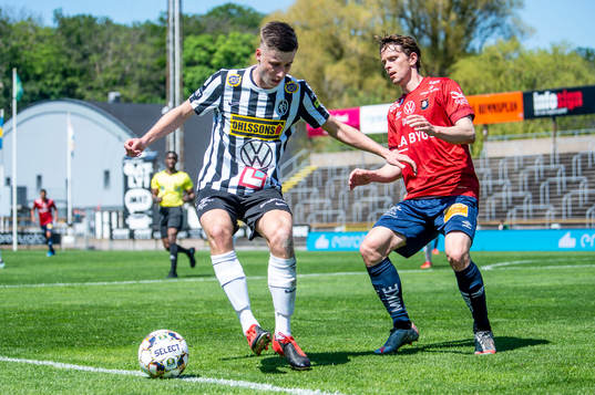 Landskronas Filip Olsson mot Örgrytes Anton Lans