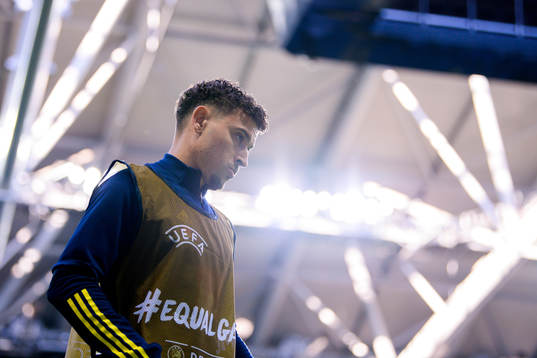 Jordan Larsson of Sweden