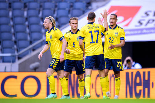 Emil Forsberg, Pierre Bengtsson , Viktor Claesson and Robin