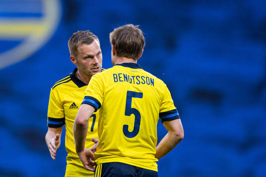 Sebastian Larsson and Pierre Bengtsson of Sweden