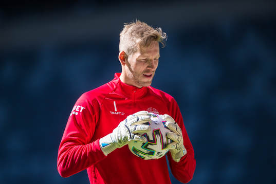 Målvakt David Ousted
