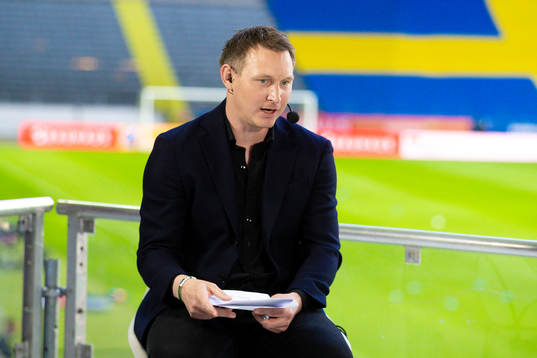 Kimkällström inom Cmore TV-studio