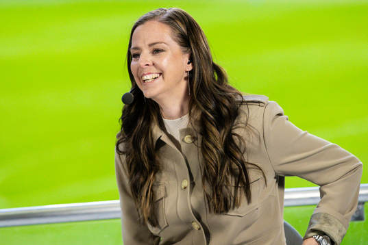 Lotta Schelin in Cmore TV-studio