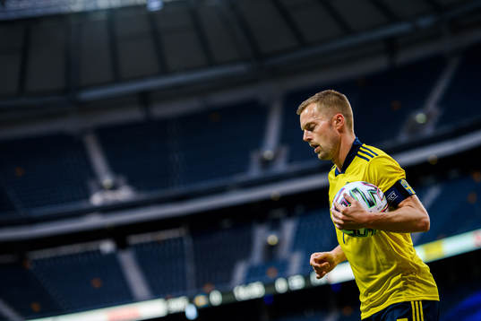 Sebastian Larsson of Sweden