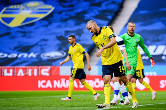 Marcus Danielson of Sweden looks dejected