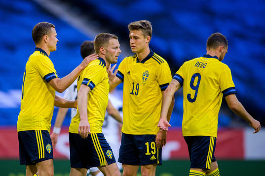 Viktor Claesson , Sebastian Larsson, Mattias Svanberg and
