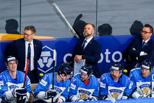 Jukka Jalonen, Head coach and assistant coach Mikko Manner