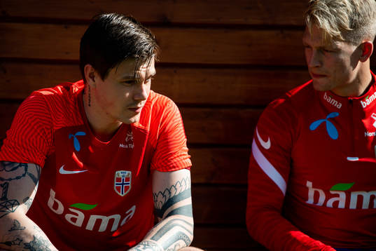 Goalkeeper Per Kristian Bråtveit and Andreas Hanche-Olsen