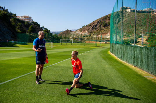 Frode Grodås, goalkeeper coach, and Birger Meling of the