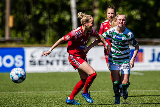 Sanna Marija Porali of Fart and Andrea Sivertsen Broholm of