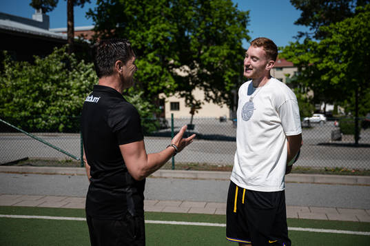 Peter Kisfaludy, sportchef Brommapojkarna, och Dejan