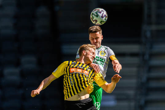 Häckens Gustav Berggren och Hammarbys Jeppe Andersen