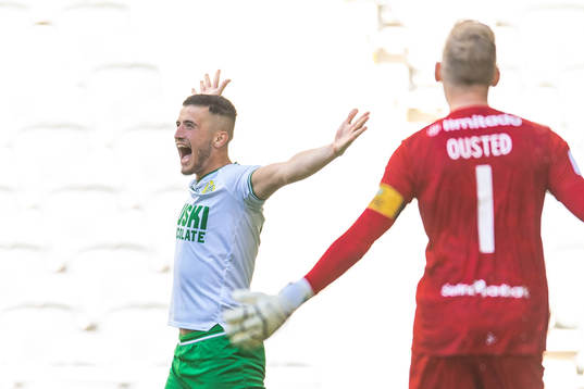 Hammarbys Astrit Selmani jublar