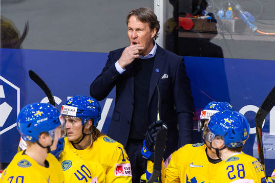 Johan Garpenlöv, Head coach of Sweden, dduring the 2021