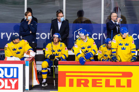Goalkeeper Viktor Fast, Rickard Rakell, Jesper Frödén,
