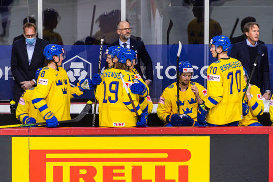 Marcus Sörensen of Sweden celebrate