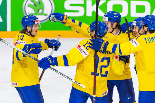 Marcus Sörensen of Sweden celebrate with Max Friberg and