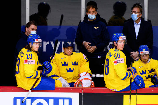 Marcus Sörensen , goalkeeper Viktor Fast, Victor Olofsson