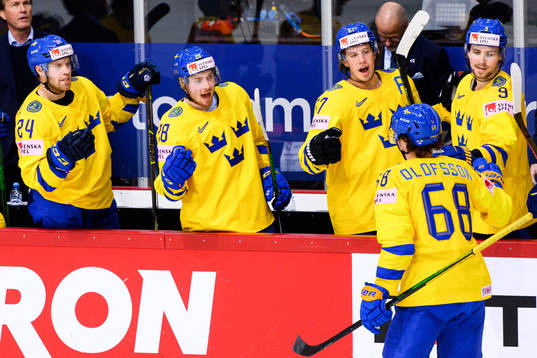 Oscar Lindberg , Jesper Frödén , Rickard Rakell, Adrian